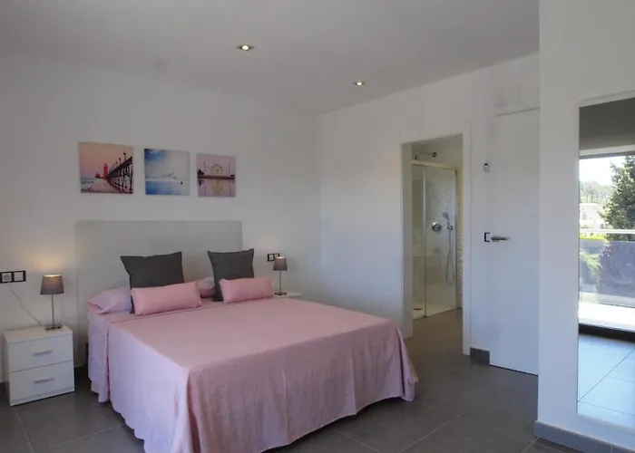 Costacabana - Summerdream * Λορέτ Ντε Μαρ